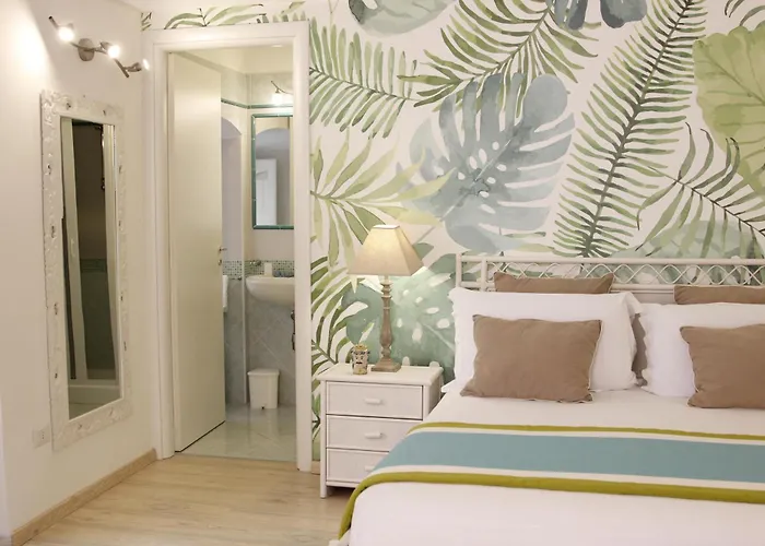 Duomo 3* 特罗佩阿