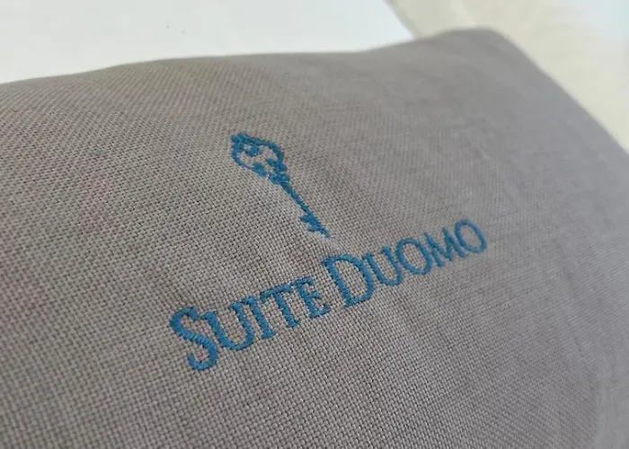 Duomo 3* 特罗佩阿